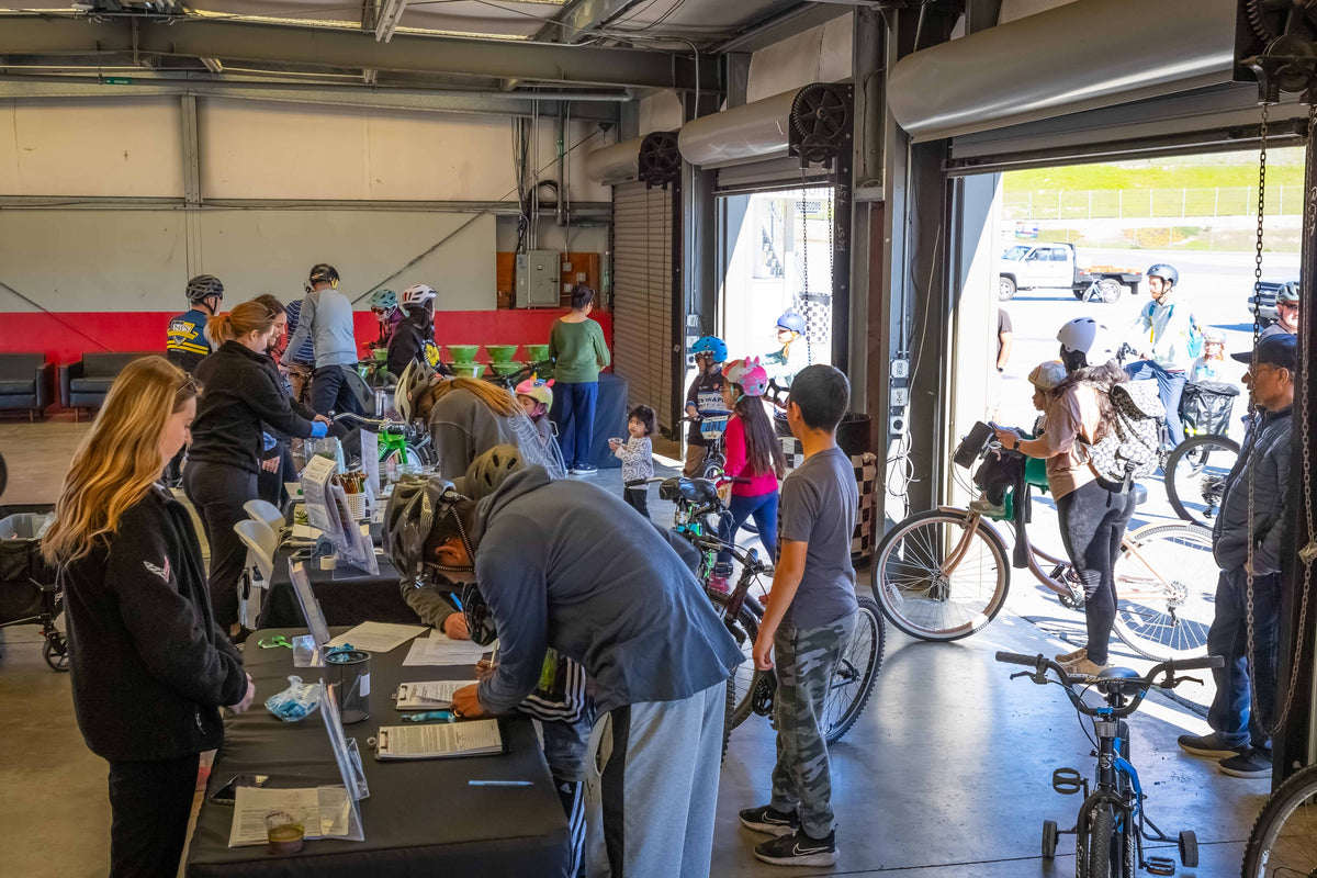 Twilight Cycling participants preparing in the paddock
